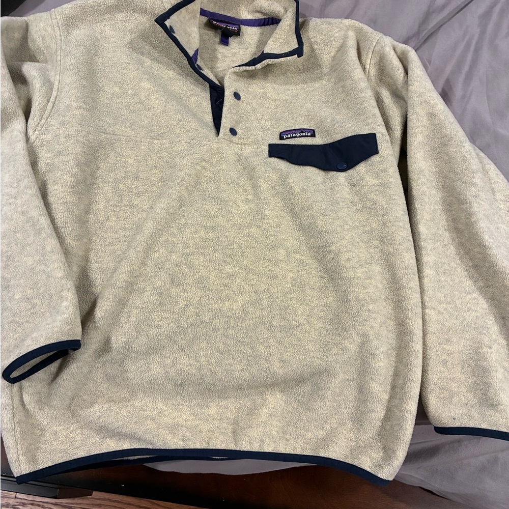 Patagonia Tan Men's Pullover with Navy Accents